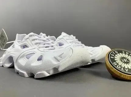 Balenciaga Cargo Sneakers, versión blanca