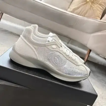 Chanel Chunky Sneakers [6 styles], versión blanca
