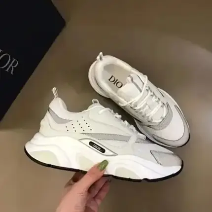 Dior B22 Sneakers [39+ styles], versión blanca