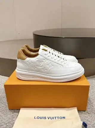 Gucci Chunky Sneakers [2 styles], versión blanca