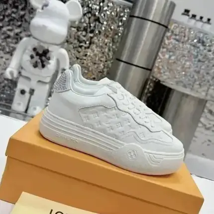 Louis Vuitton sneakers [8 styles], versión blanca