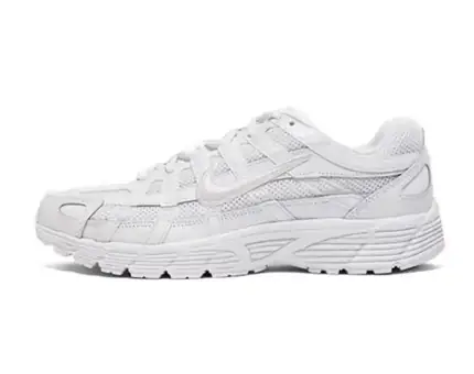 Nike P-6000 Sneakers, versión blanca