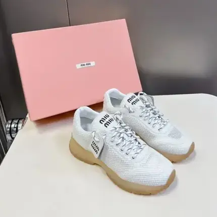 Miu Miu Chunky Sneakers [4 styles], versión blanca