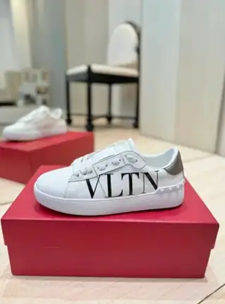 Valentino shoes, versión blanca
